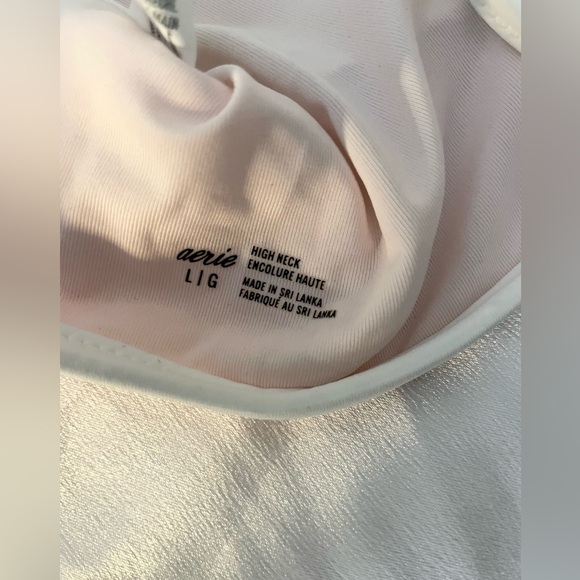Sz L Aerie Women's Pink and White bikini top - Picture 9 of 9